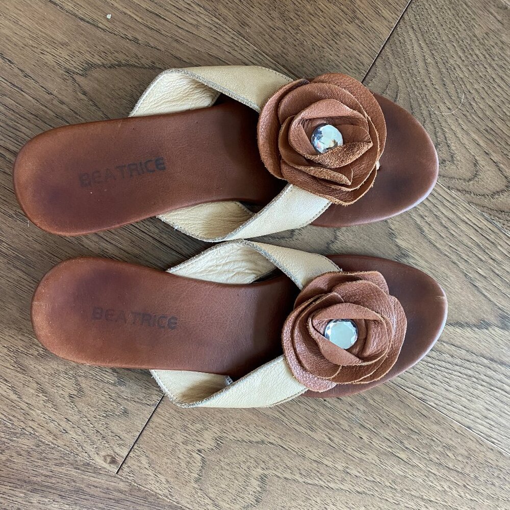 Sandale tong en cuir 2 tons (roux et beige)